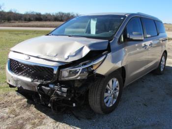  Salvage Kia Sedona