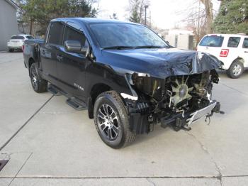  Salvage Nissan Titan